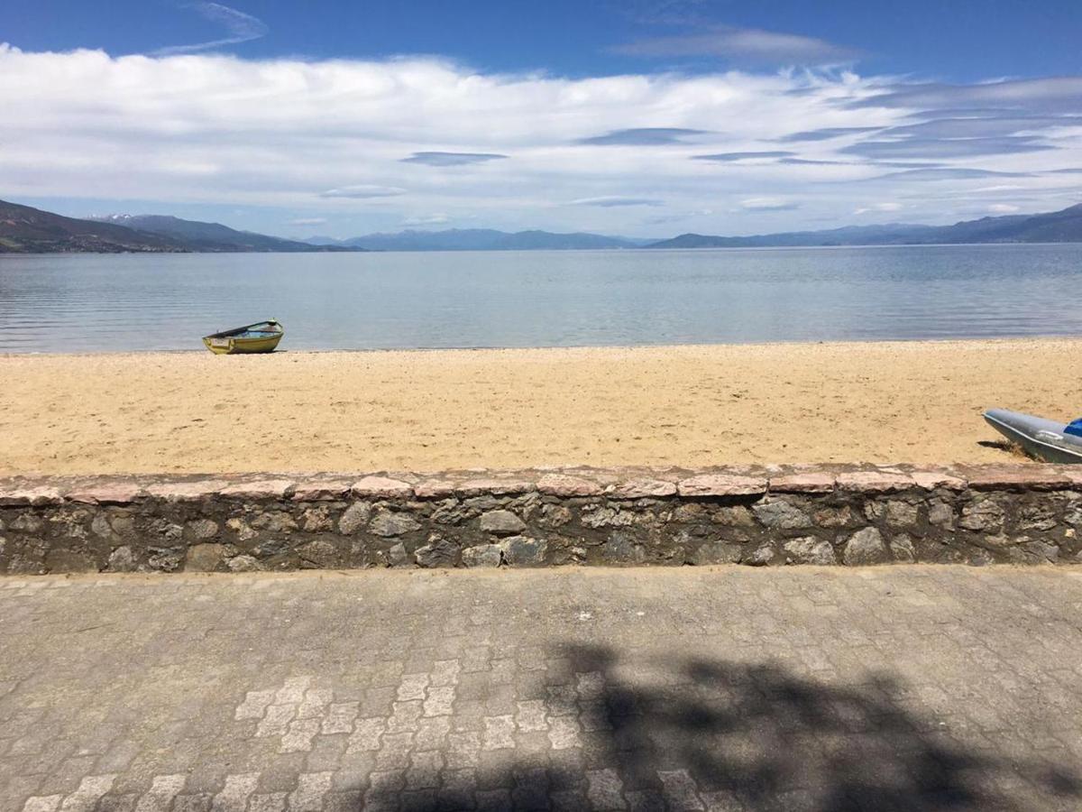 Vila Vadeha Pogradec Exterior foto