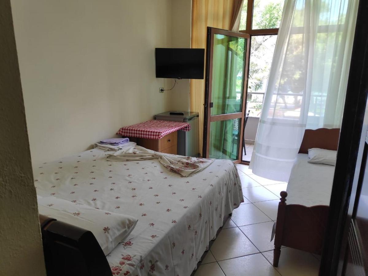 Vila Vadeha Pogradec Exterior foto