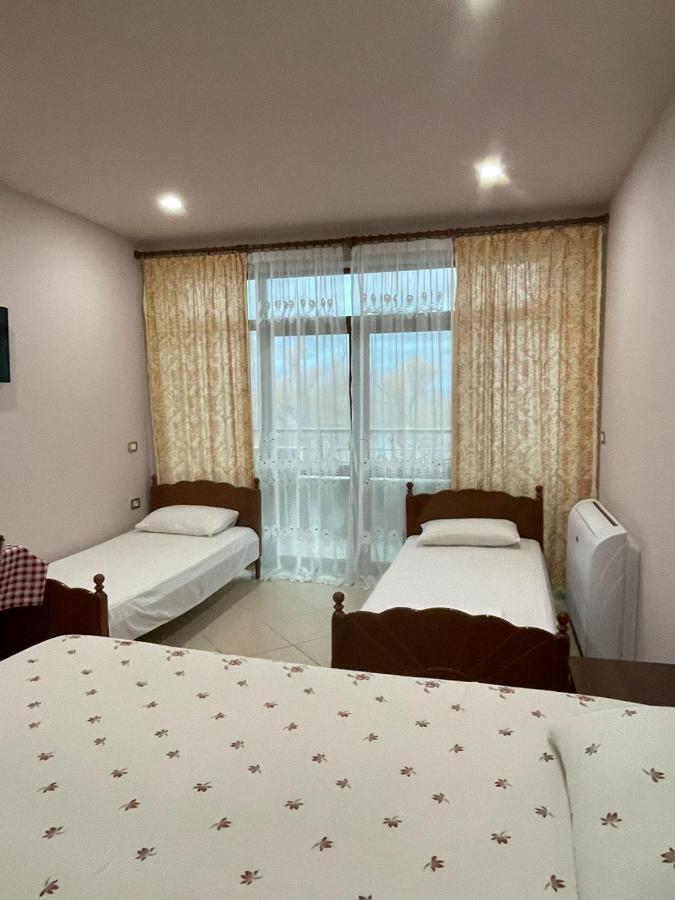 Vila Vadeha Pogradec Exterior foto