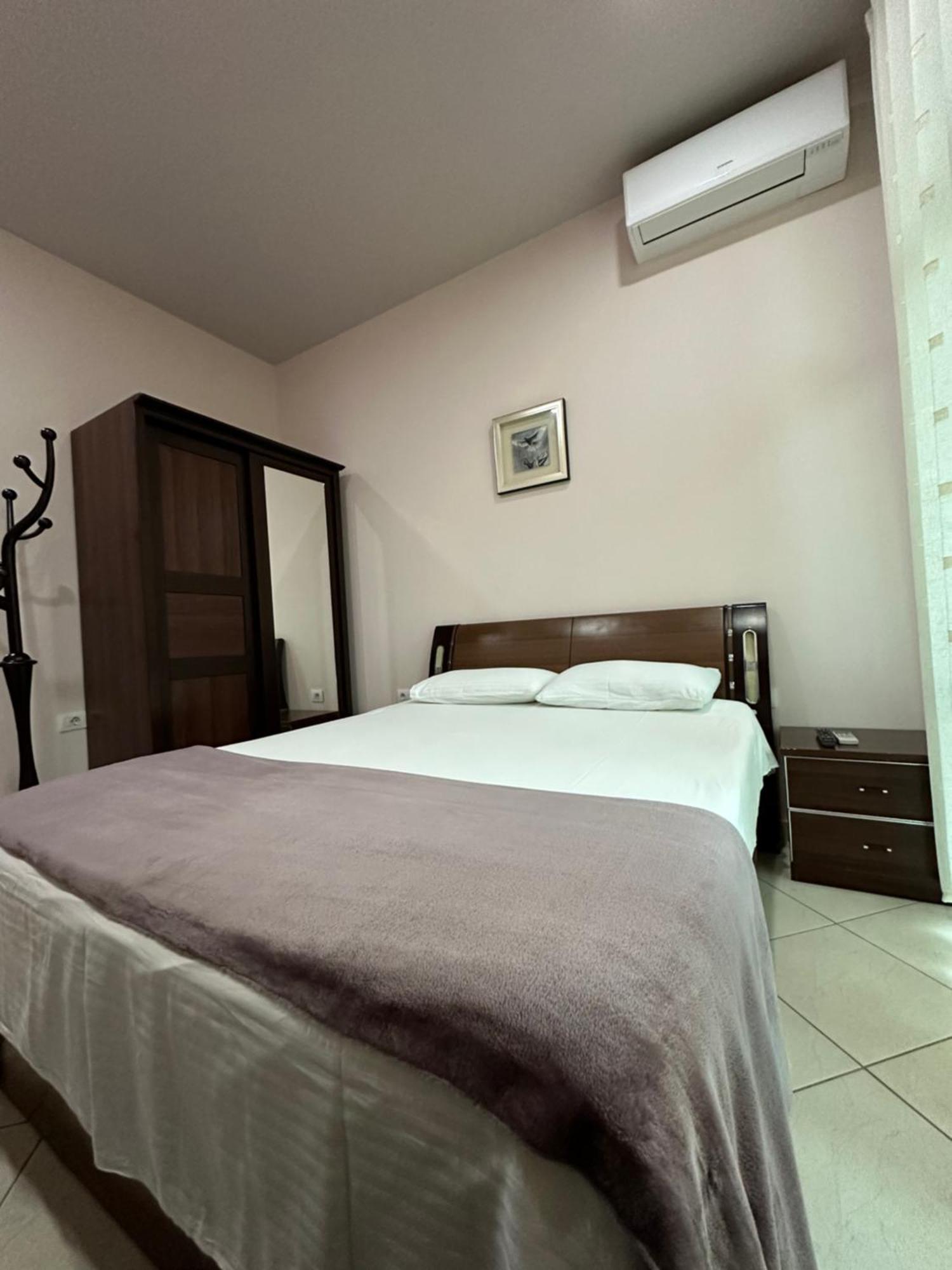 Vila Vadeha Pogradec Exterior foto